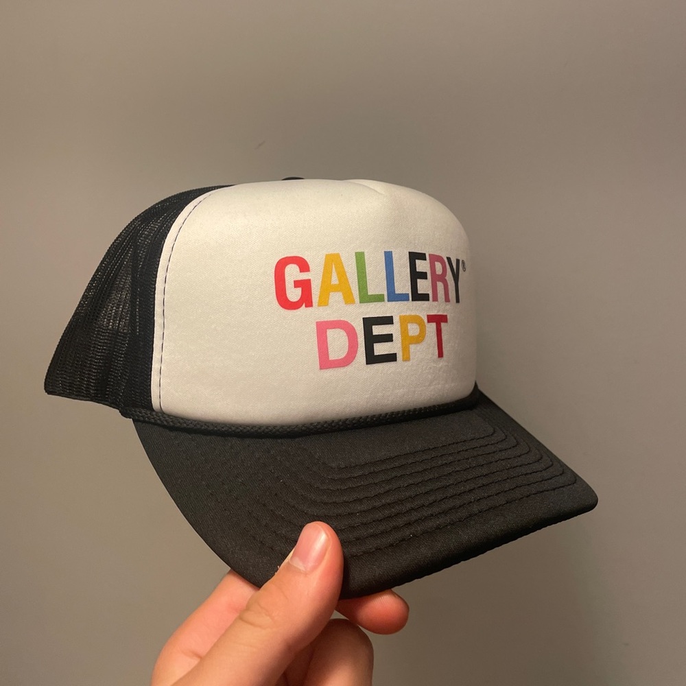 Gallery Dept. Beverly hills trucker hat